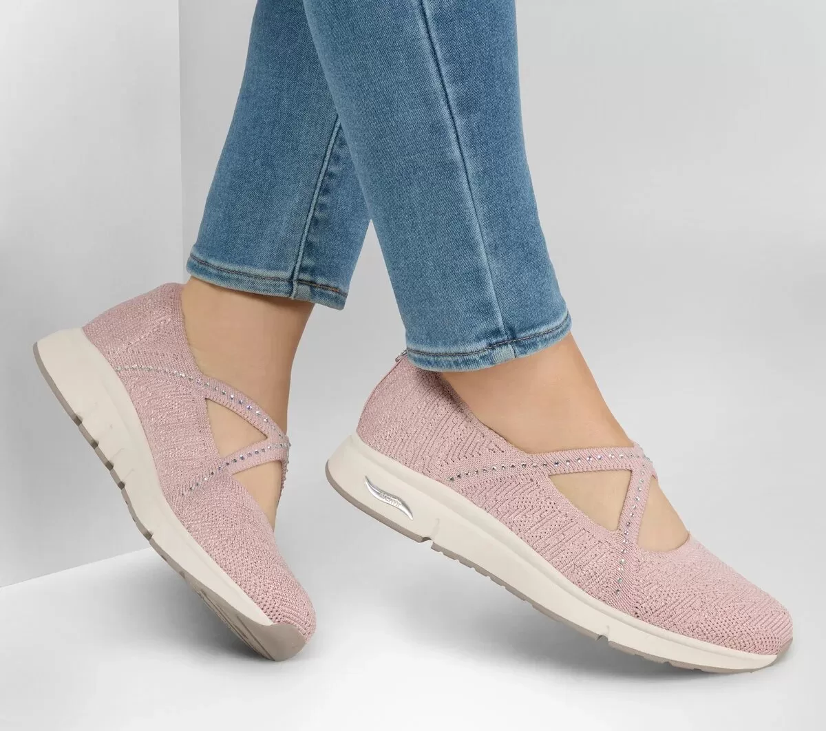 Martha Stewart: Arch Fit Living – Paseos por el prado