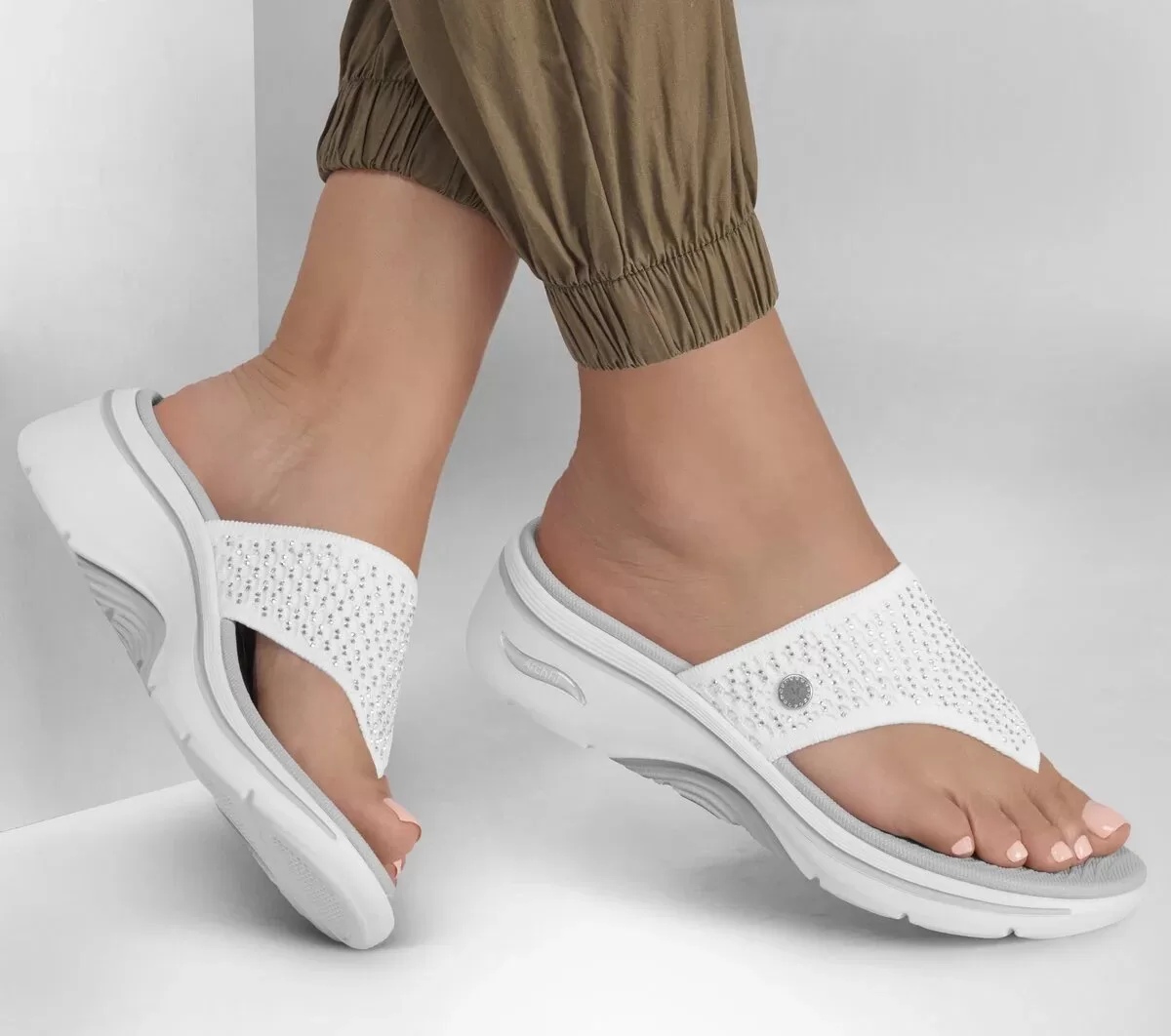 Martha Stewart: GO WALK Arch Fit 2.0 – Iluminando