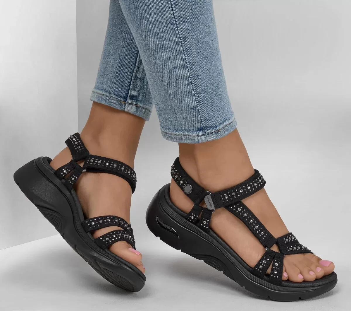 Martha Stewart: Sandalia GO WALK Arch Fit 2.0 – Brillantina