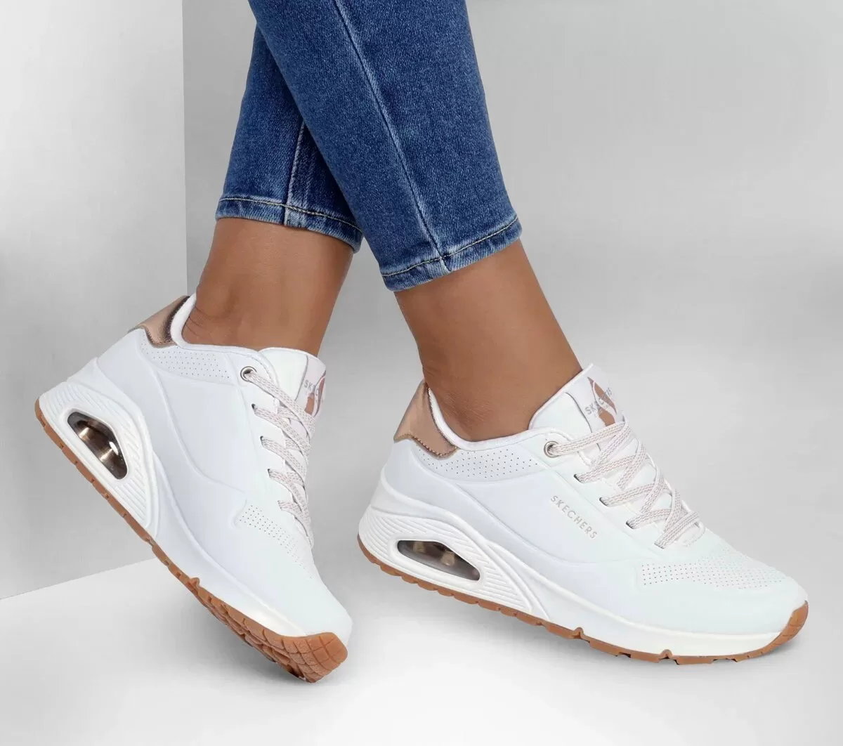 Uno – Brilla lejos