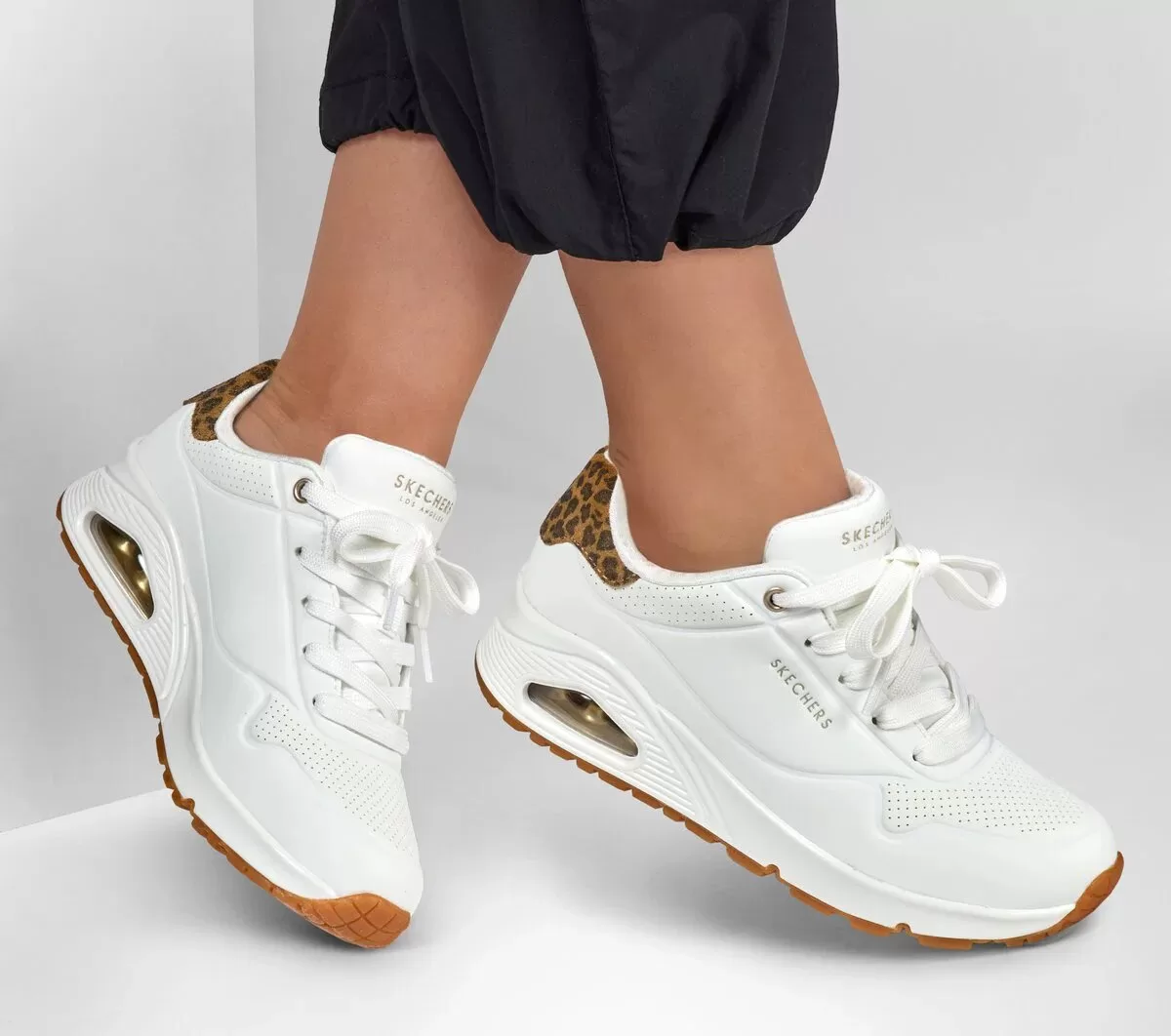 Uno – Noche en la jungla