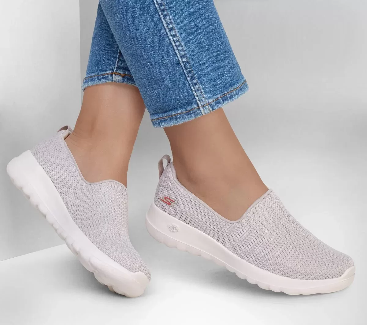 VAMOS A CAMINAR Joy – Aurora